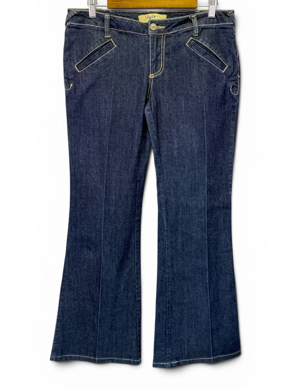 Tyte Jeans Women's Flare Leg Stretch Angled Front Pockets Blue Dark Wash Size 11